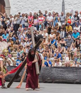 La Representación de La Pasión renueva su éxito y se consolida como el evento más multitudinario de la Semana Santa de Adeje · foto 12