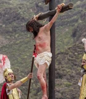 La Representación de La Pasión renueva su éxito y se consolida como el evento más multitudinario de la Semana Santa de Adeje · foto 14