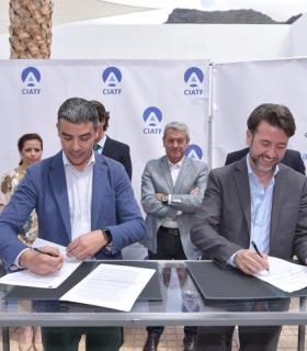 El Cabildo y el Gobierno de Canarias implantan el secado solar de fangos en la depuradora Adeje-Arona · foto 2