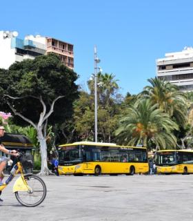 Los seis ganadores del quinto concurso fotográfico de Guaguas retratan la ciudad y su transporte bajo criterios sostenibles · foto 2