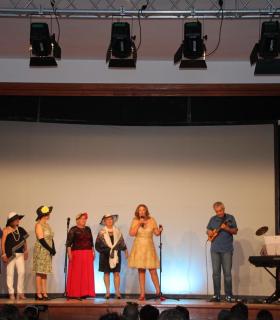 Cerca de 200 personas asistieron a la inauguración de las ‘XXV Jornadas de Teatro Encarnación Rodríguez Lasso’ · foto 4