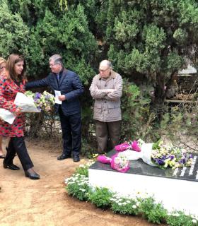 Telde rescata del olvido la tumba del poeta Montiano Placeres · foto 1