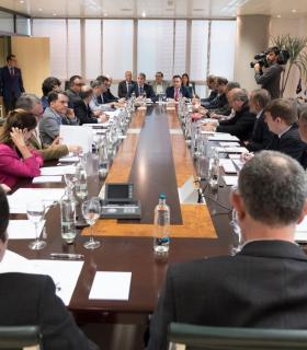 Clavijo reúne a universidades y centros de investigación públicos para impulsar la transferencia de conocimiento en I+D al sector privado · foto 3