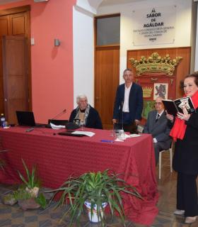 Gáldar: Literatura, poesía y un sentido homenaje a Sebastián Monzón en el arranque del ELVA 2018 · foto 7