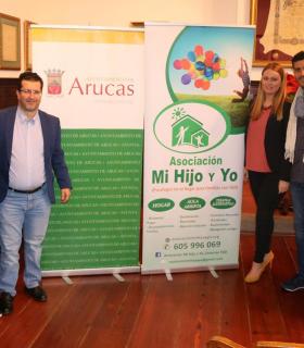 Arucas acoge la primera gala solidaria en apoyo a la asociación ‘Mi hijo y yo’ · foto 4