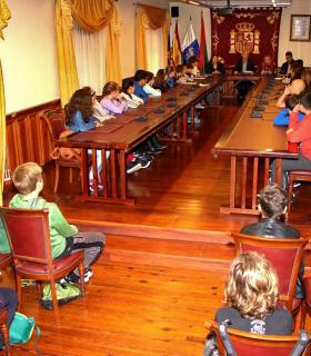 El Ayuntamiento de Tacoronte es testigo de un intenso pleno infantil sin precedentes · foto 2