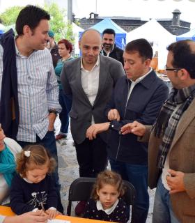 El alcalde de Santa Cruz de Tenerife agradece el esfuerzo de las empresas y la afluencia de público a Plenilunio · foto 3