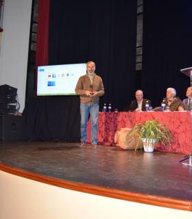 Elva 2018 se despide hasta el próximo año y pone el broche final con un emotivo homenaje a la profesora Rosa María Martinón · foto 8