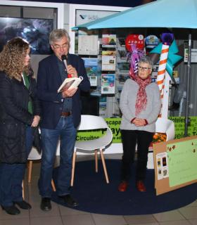 La Feria del Libro de Tacoronte convierte al Mercado Municipal en un gran punto de encuentro cultural · foto 2