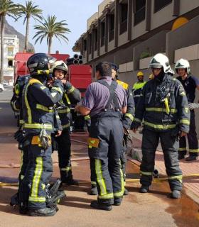Incendio de un garaje en un edificio de Valle Gran Rey (La Gomera) · foto 4