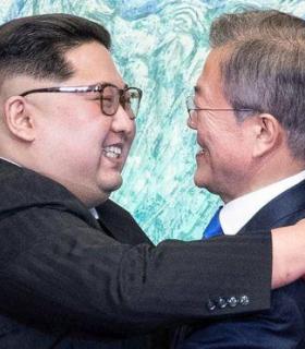 Los líderes de Corea del Norte y Corea del Sur, Kim Jong-un y Moon Jae-in, se comprometen a firmar la paz y trabajar por una completa desnuclearización de la península · foto 4