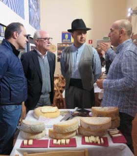 Fiesta del Queso en Montaña Alta con miles de visitantes de toda Gran Canaria fieles a esta cita en las medianías de Guía · foto 4