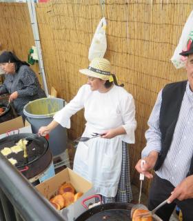 Fiesta del Queso en Montaña Alta con miles de visitantes de toda Gran Canaria fieles a esta cita en las medianías de Guía · foto 8