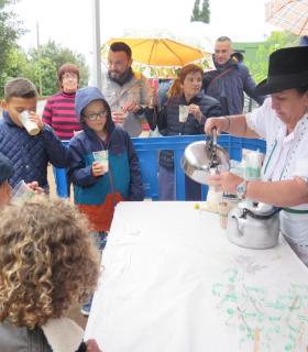 Fiesta del Queso en Montaña Alta con miles de visitantes de toda Gran Canaria fieles a esta cita en las medianías de Guía · foto 6
