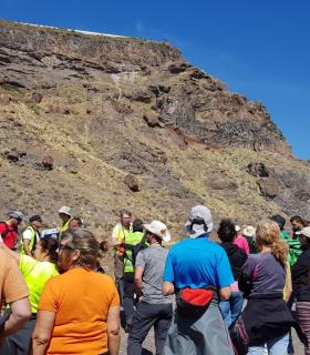 Un centenar de personas participan en el Geolodía La Aldea 2018 · foto 3
