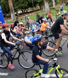 3.000 personas participan en la 38 edición de la Fiesta de la Bicicleta de Santa Cruz · foto 4