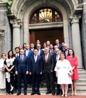 Augusto Hidalgo atrae el interés del sector tecnológico chino con el proyecto de smart city LPA Inteligencia Azul · foto 4