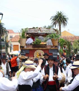 Tacoronte mantiene sus esencias rurales en la romería de San Isidro Labrador · foto 1