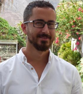 Bernardo López (PP) afirma que las políticas municipales deben estar orientadas también hacia los barrios · foto 1