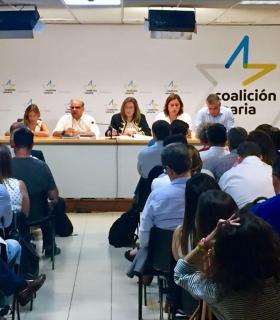 González Taño: Es un error y totalmente inaceptable incrementar a 75 el número de diputados del Parlamento · foto 2