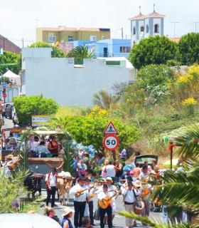 Llano del Moro celebra la tradicional Romería de la Exaltación de la Santa Cruz y el Santo Hermano Pedro · foto 4