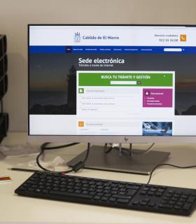 El Cabildo de El Hierro pone en funcionamiento su sede electrónica · foto 2