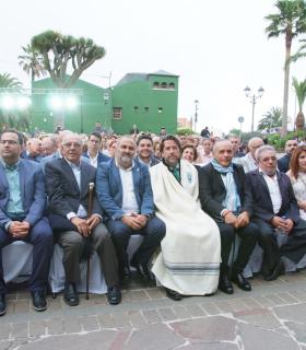 Carlos Alonso pregona las fiestas de La Esperanza haciendo una reflexión sobre los cambios experimentados en la Isla en la últimas décadas. · foto 3