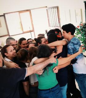 Puerto de La Cruz: Veintidós jóvenes del Proyecto Gusanillo terminan sus estudios en hostelería y estética · foto 2