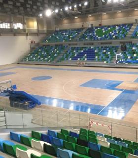 El Pabellón Quico Cabrera cuenta ya con las canastas de la Copa del Mundo de Baloncesto · foto 2