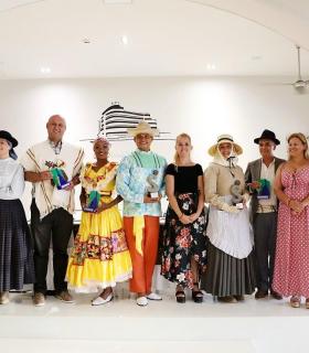 El Festival de los Pueblos hace vibrar la bahía de El Médano en su 25 aniversario · foto 9
