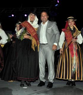 Ángela Suárez Hernández, reina de la fiesta de La Cosecha 2018 · foto 4