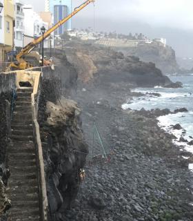 El Ayuntamiento portuense trabaja en las cuatro cuevas de la calle Tegueste · foto 4