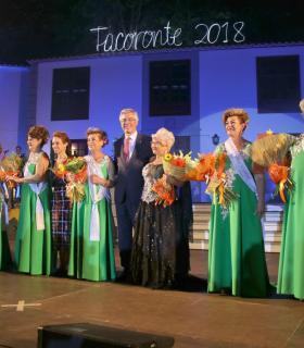 Teresa Rosa Rosa, reina de la Tercera Edad de las fiestas del Cristo de Tacoronte · foto 2