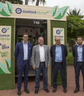 Las Palmas de Gran Canaria: Guaguas Municipales renueva su flota con tres nuevos vehículos de tecnología híbrida que reducen un 25% las emisiones de CO2 · foto 1