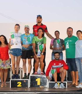 Santiago del Teide: Airam Domínguez Hernández y Guada Arnedo se alzan con la victoria del XVIII Cross Popular de Tamaimo · foto 2