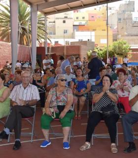 Gáldar: Sardina disfruta del Encuentro Intergeneracional promovido por Servicios Sociales · foto 6
