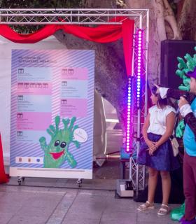 Salaito se presenta ante los niños y niñas de San Sebastián de La Gomera · foto 2