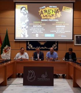 El Cabildo lleva a Gran Tarajal eI Festival Arena Negra con Orishas y Estopa como cabezas de cartel · foto 2
