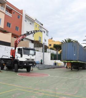 Santa Úrsula: Comienza el techado de la cancha del colegio Mencey Bencomo · foto 3