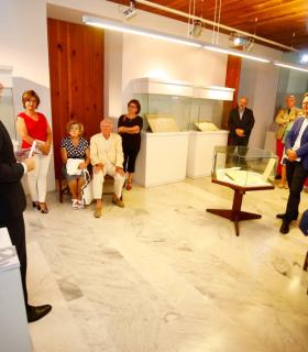 Hidalgo inaugura la exposición en las Casas Consistoriales de las actas de la Junta Suprema de Gran Canaria de 1868 · foto 1