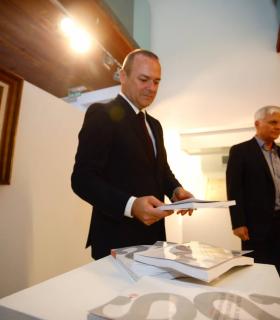 Hidalgo inaugura la exposición en las Casas Consistoriales de las actas de la Junta Suprema de Gran Canaria de 1868 · foto 3