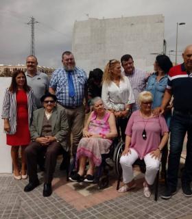 El Ayuntamiento de Telde descubre la placa que da nombre a la calle Los Pollos del Callejón · foto 8