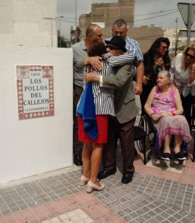 El Ayuntamiento de Telde descubre la placa que da nombre a la calle Los Pollos del Callejón · foto 5
