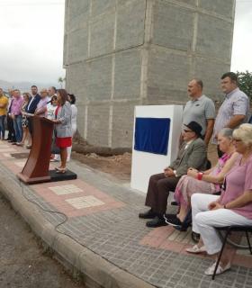 El Ayuntamiento de Telde descubre la placa que da nombre a la calle Los Pollos del Callejón · foto 6