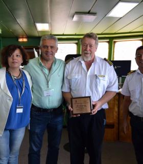 El crucero Island Sky hace escala en Valle Gran Rey · foto 2