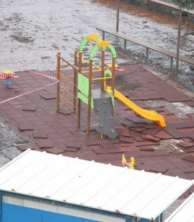 El temporal marítimo provoca daños en las infraestructuras costeras tacoronteras y obliga a desalojar parte de un edificio en Mesa del Mar · foto 7