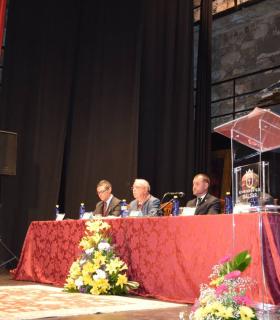 Sebastián Monzón Suárez, distinguido como Memorialista en el Teatro Consistorial de Gáldar · foto 8