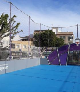 El Ayuntamiento de San Cristóbal de La Laguna concluye el acondicionamiento de los polideportivos de Milán y La Candelaria · foto 3