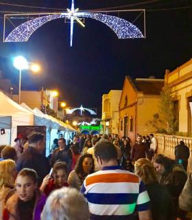 Güímar Emprende llena las calles del municipio al son de la Noche en Blanco · foto 1