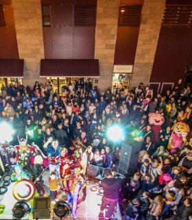 Güímar Emprende llena las calles del municipio al son de la Noche en Blanco · foto 4